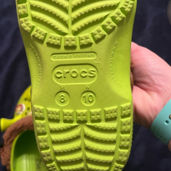 Shrek Crocs - Picture 3 of 3